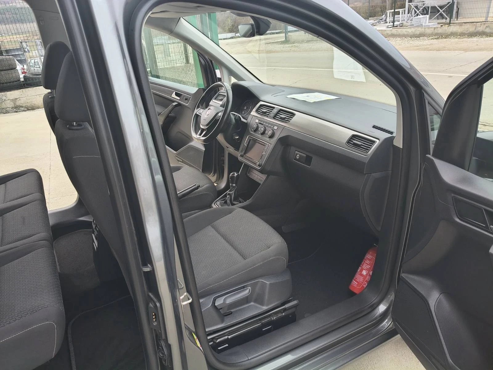 VW Caddy Maxi 1.4 tgi metan 5 seats  | Mobile.bg � ����������� 13