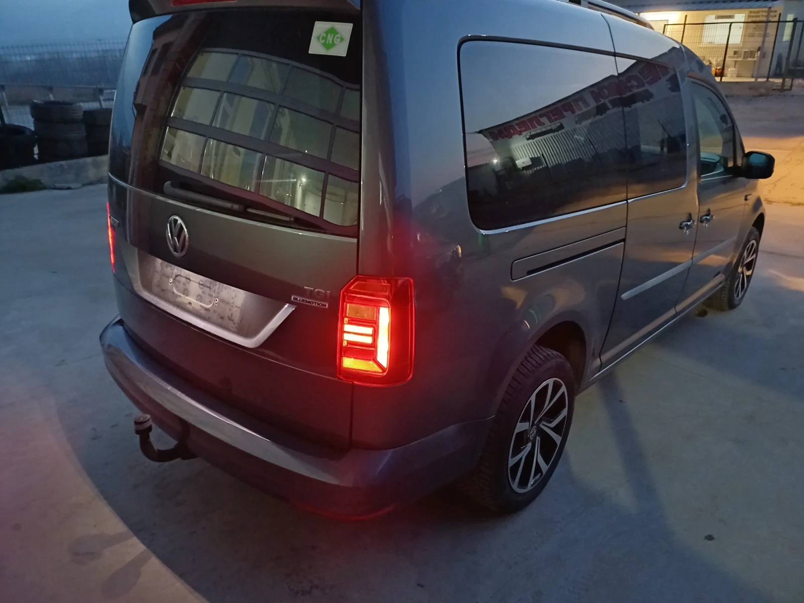 VW Caddy Maxi 1.4 tgi metan 5 seats  | Mobile.bg � ����������� 1