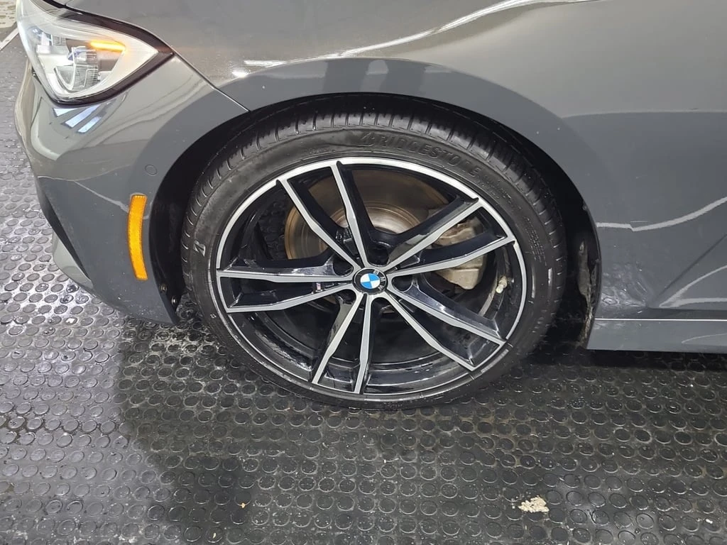 BMW 330 xDrive * M-Sport * Head-Up-Display * CARFAX *  | Mobile.bg � ����������� 15