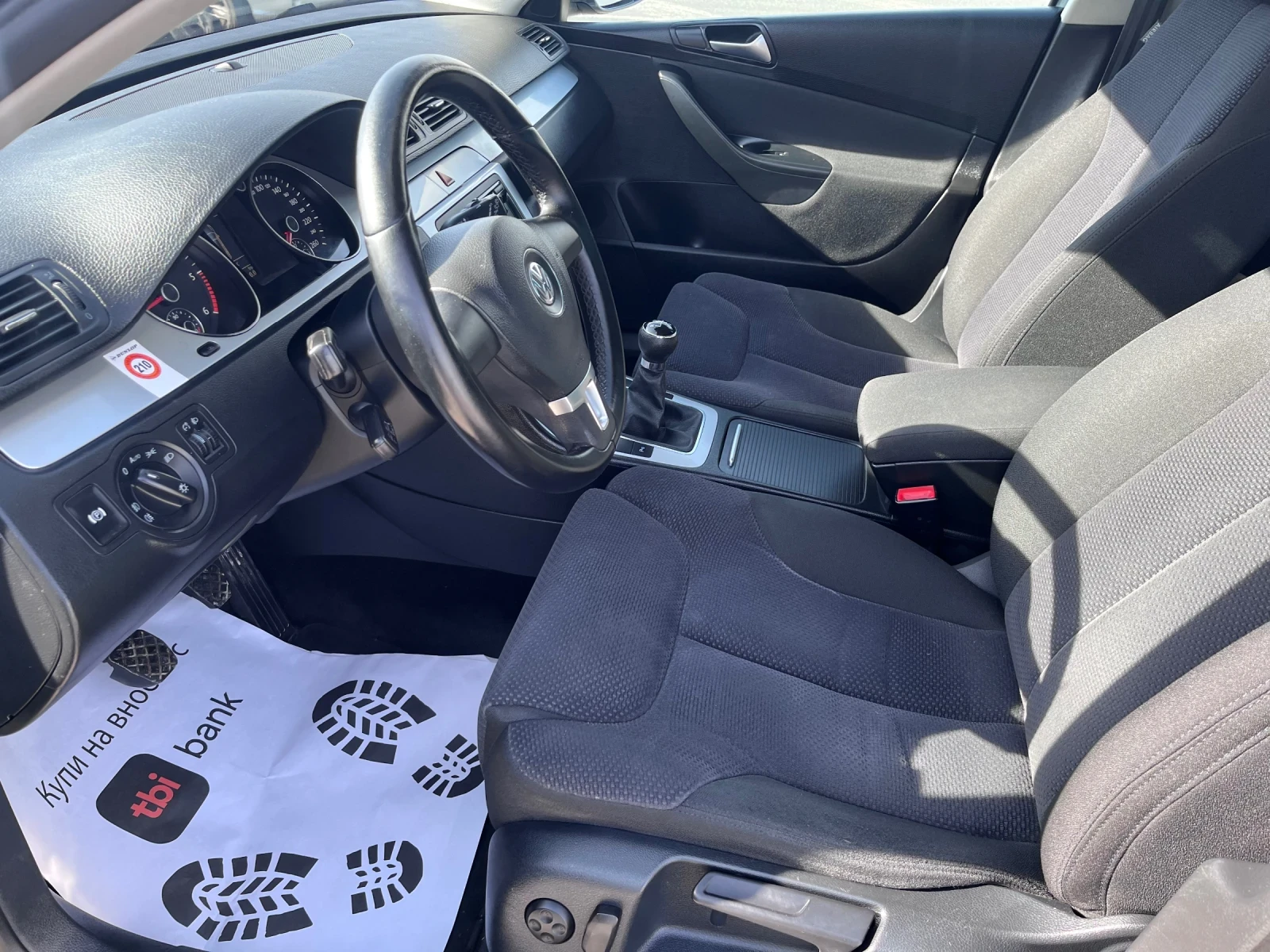 VW Passat 2.0TDI, снимка 9 - Автомобили и джипове - 53784989