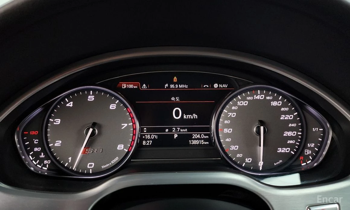 Audi S8 CARBON* B&O* DISTRONIC* 360 CAM* ОБДУХВАНЕ* КЕЙЛЕС, снимка 11 - Автомобили и джипове - 53986324