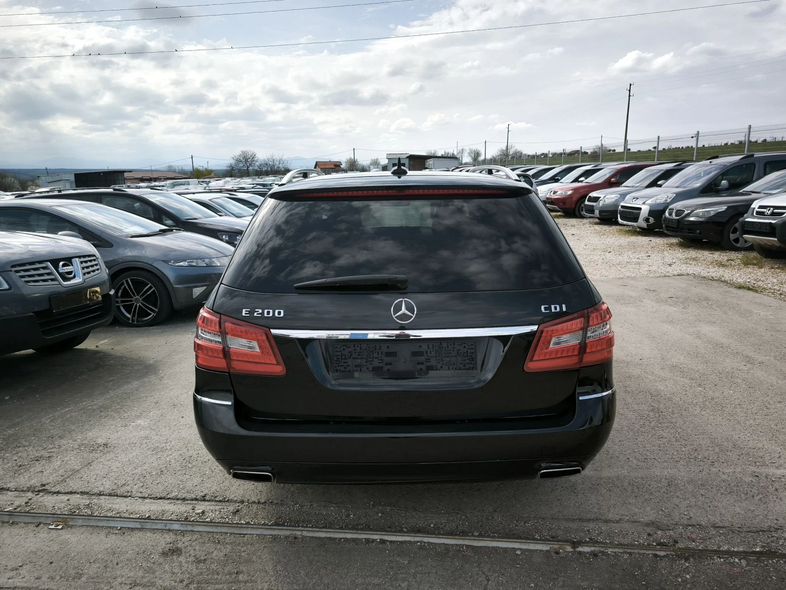 Mercedes-Benz E 200 2.2cdi automatic , снимка 6 - Автомобили и джипове - 54045539