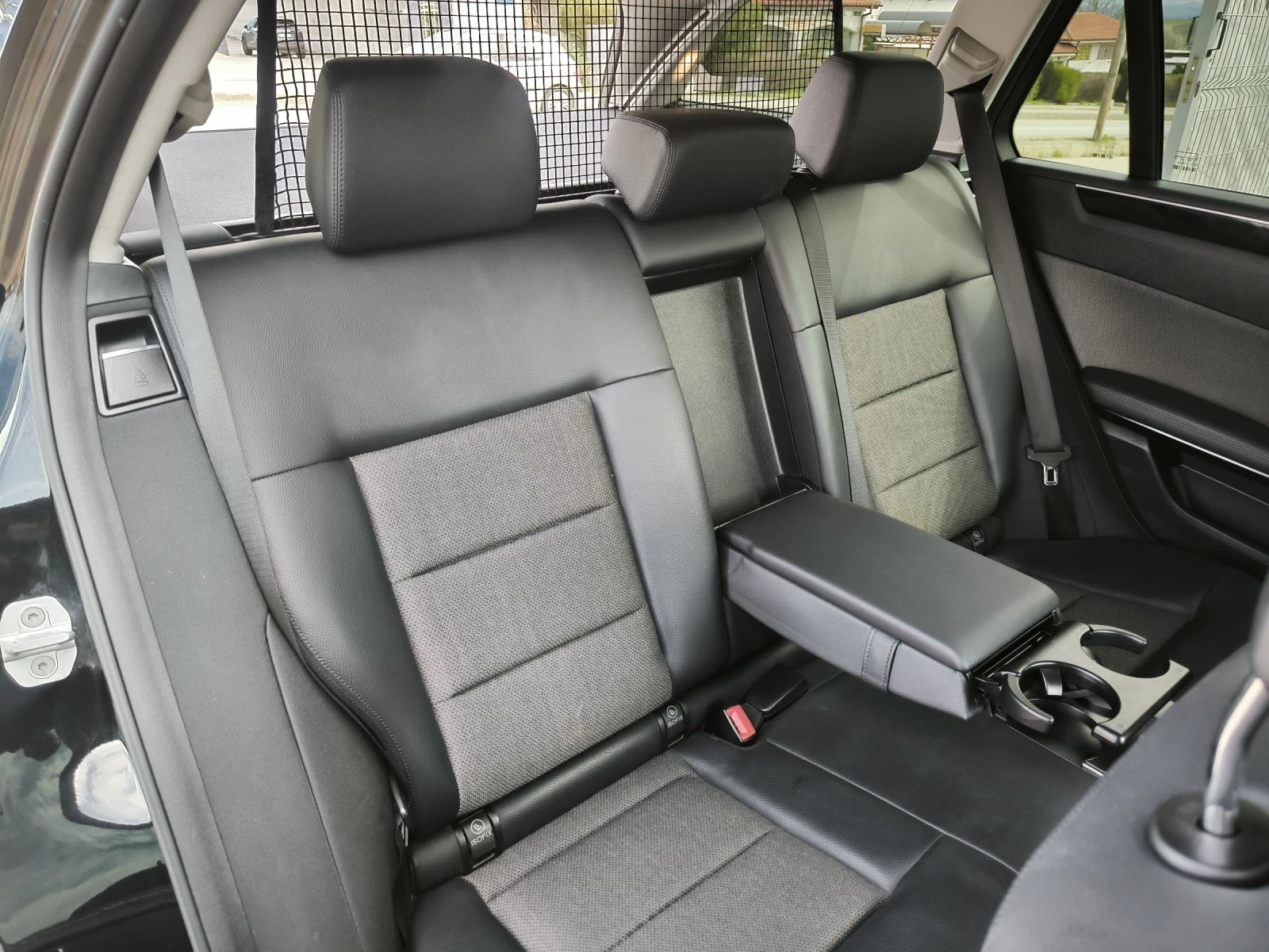 Mercedes-Benz E 200 2.2cdi automatic , снимка 15 - Автомобили и джипове - 54045539