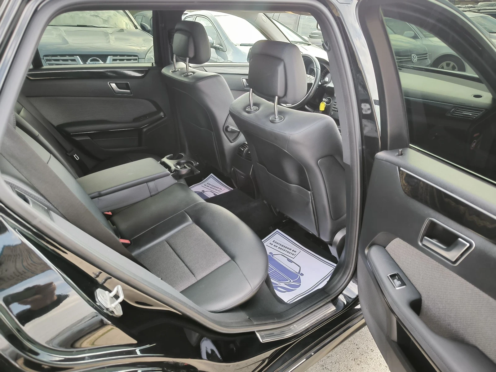 Mercedes-Benz E 200 2.2cdi automatic , снимка 14 - Автомобили и джипове - 54045539