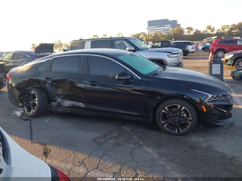 Kia K5 1.6L I-4 DI, DOHC, VVT, TURBO, 180HP All Wheel | Mobile.bg � ����������� 13