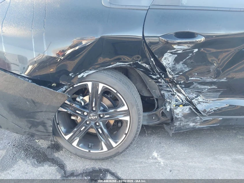 Kia K5 1.6L I-4 DI, DOHC, VVT, TURBO, 180HP All Wheel | Mobile.bg � ����������� 6