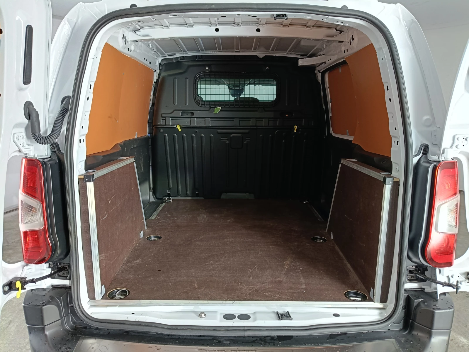 Toyota Proace City 50 kWh Comfort | Mobile.bg � ����������� 13