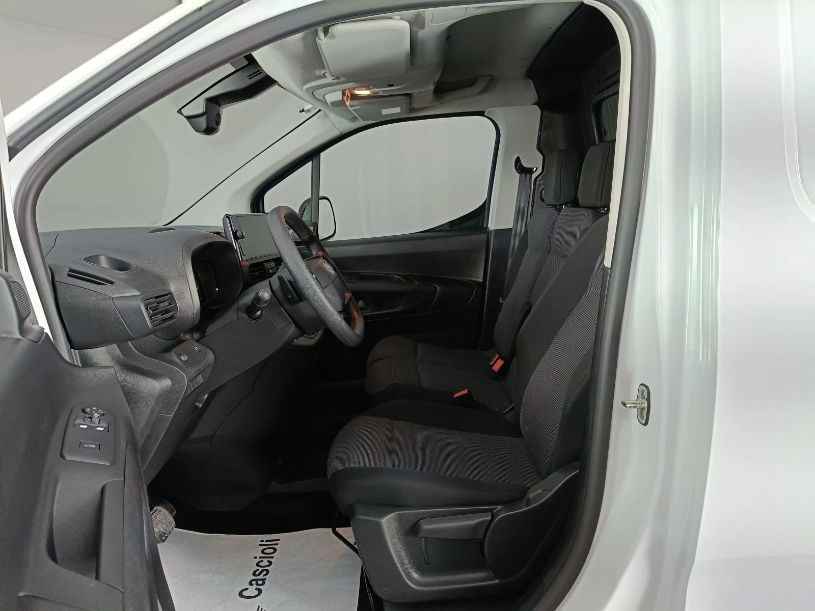 Toyota Proace City 50 kWh Comfort | Mobile.bg � ����������� 9
