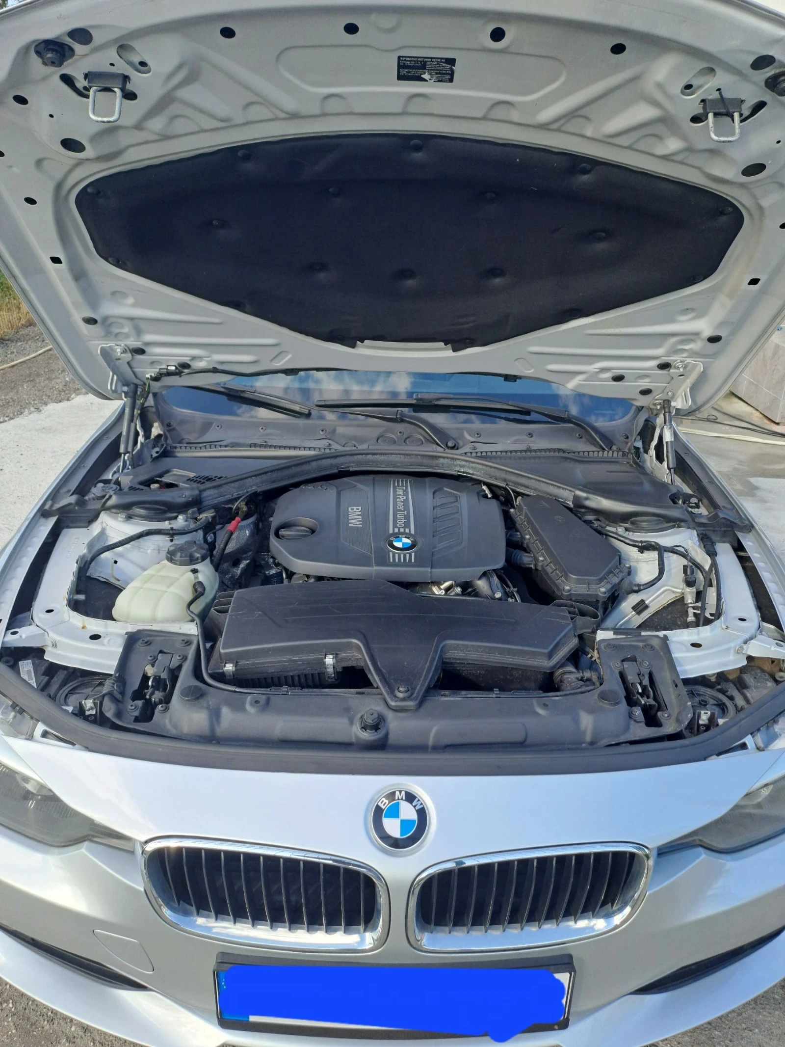 BMW 318 2.0D F31, снимка 12 - Автомобили и джипове - 54327672