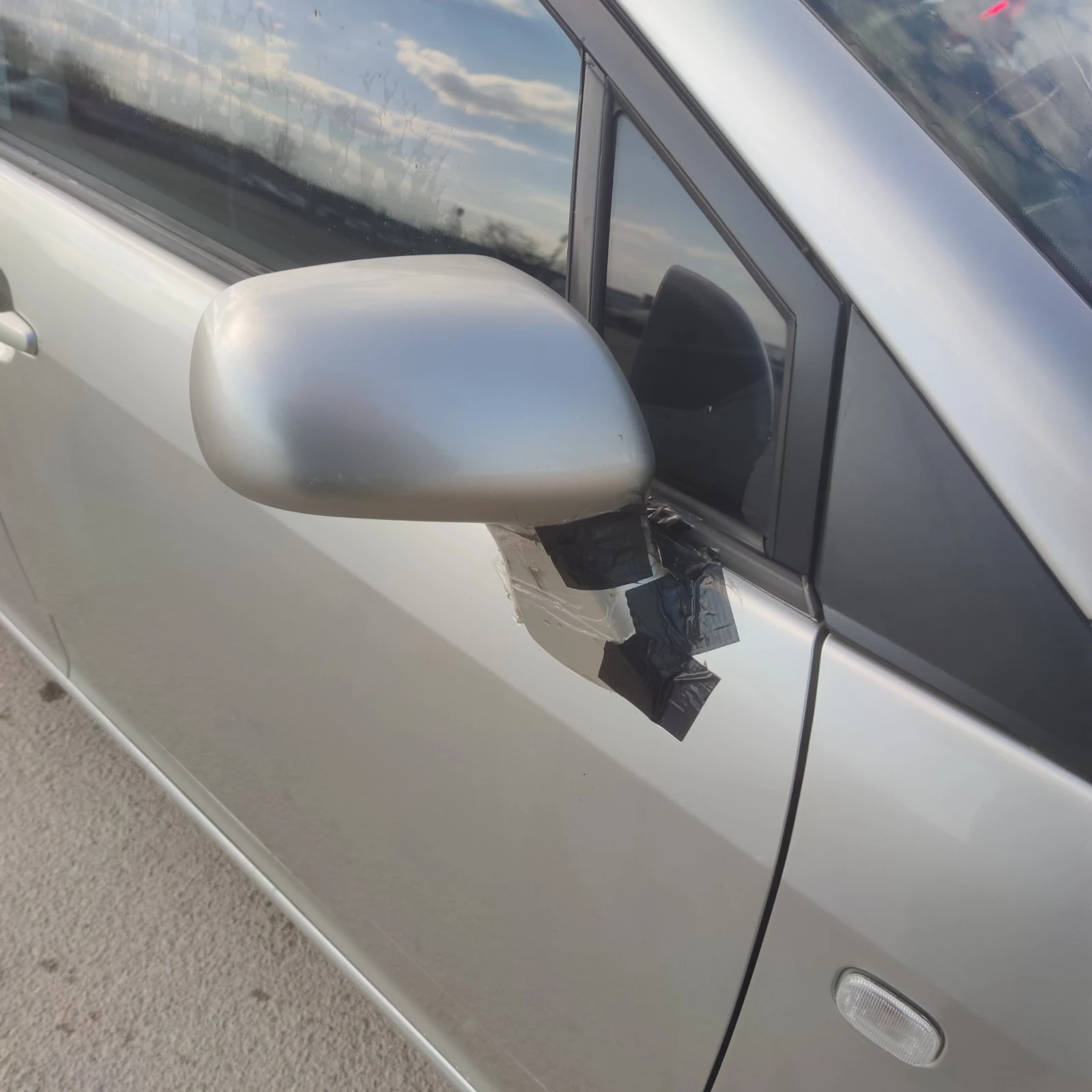 Toyota Corolla verso 1.6, снимка 6 - Автомобили и джипове - 54359846