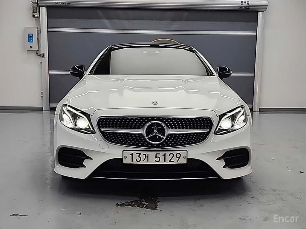 Mercedes-Benz E 220 d AMG PACK* DIGITAL* КАМЕРА* ПОДГРЕВ* CARPLAY* , снимка 2 - Автомобили и джипове - 54446251