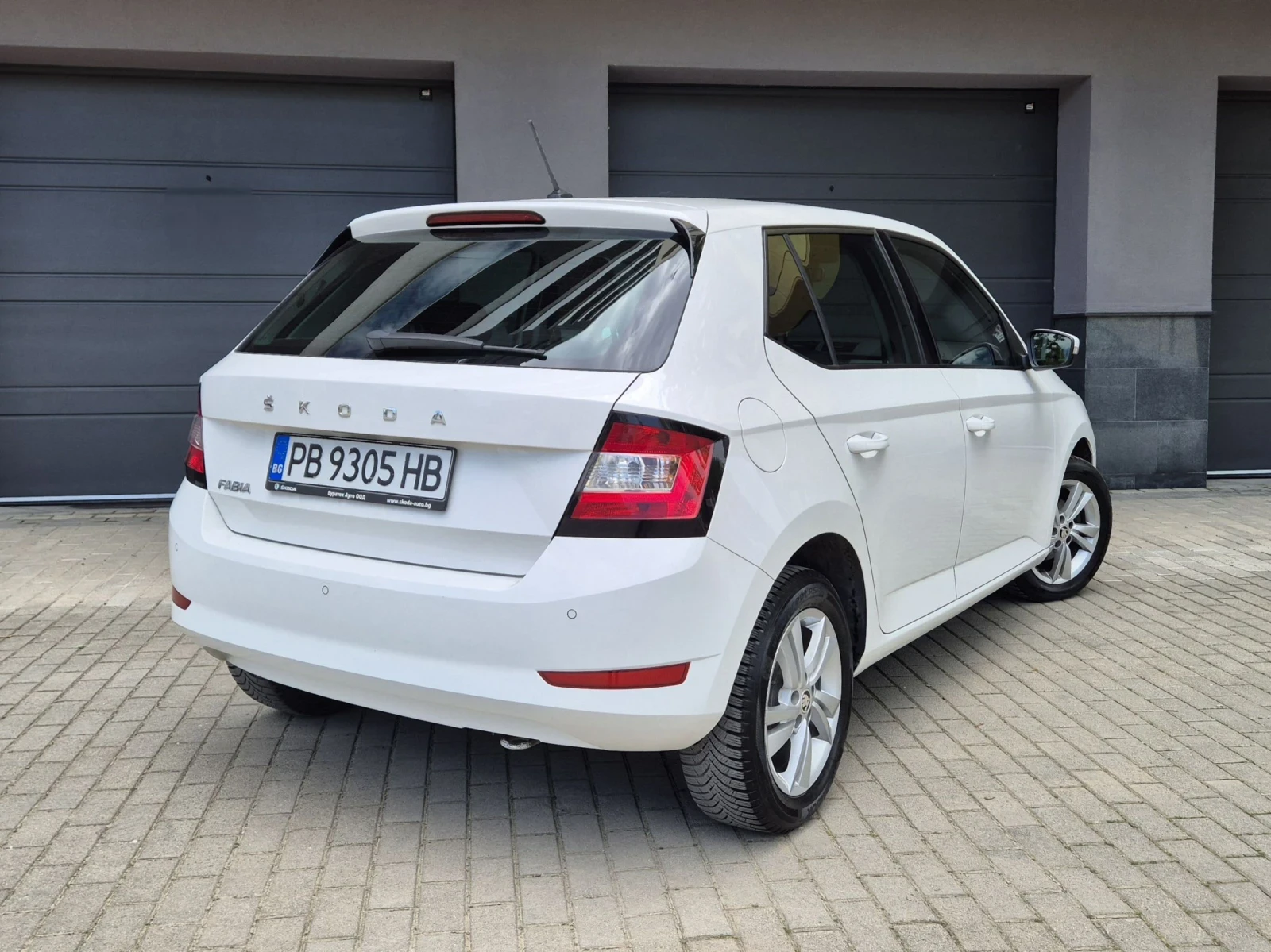 Skoda Fabia, снимка 4 - Автомобили и джипове - 54566826