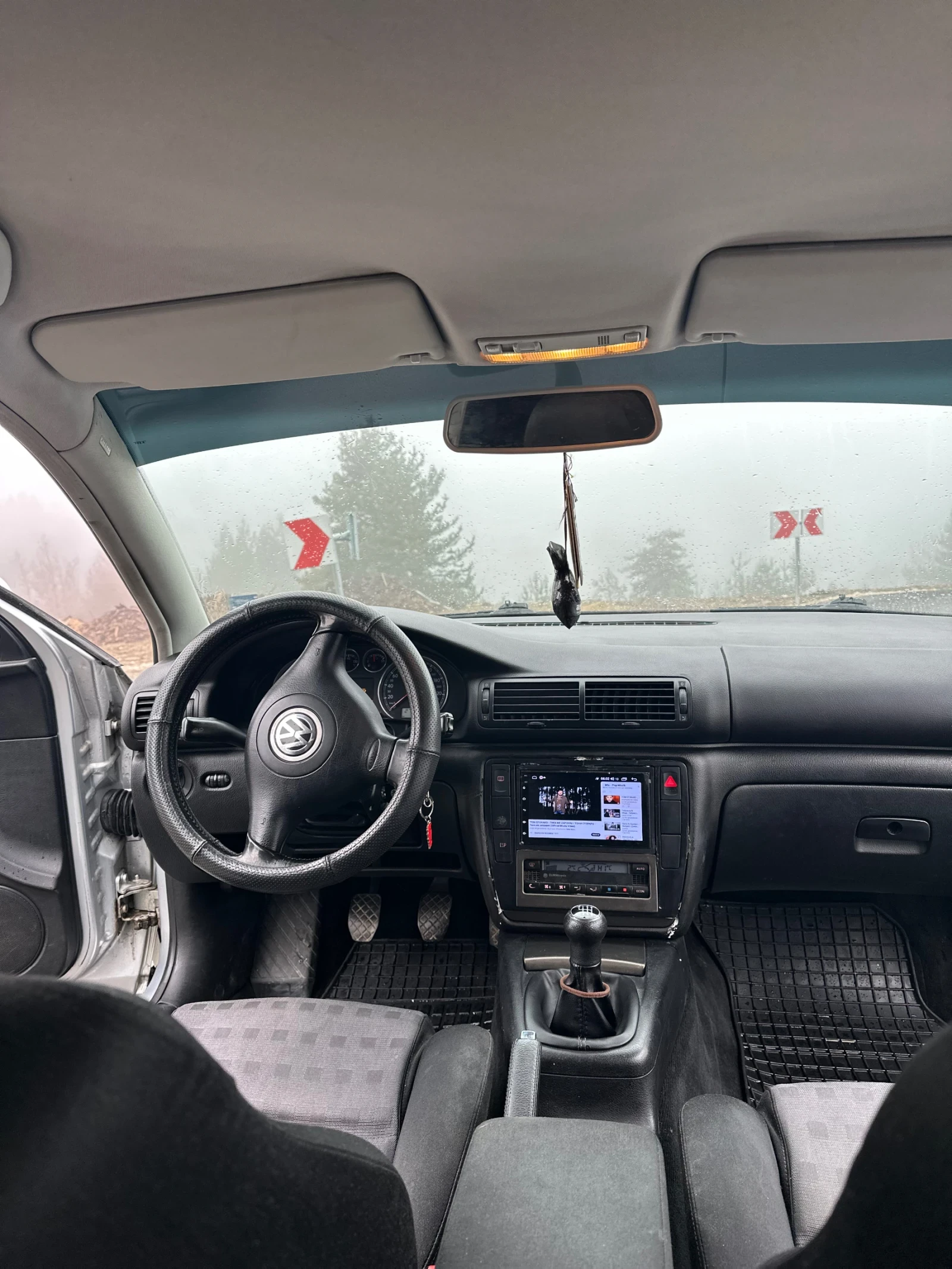 VW Passat, снимка 5 - Автомобили и джипове - 54768468