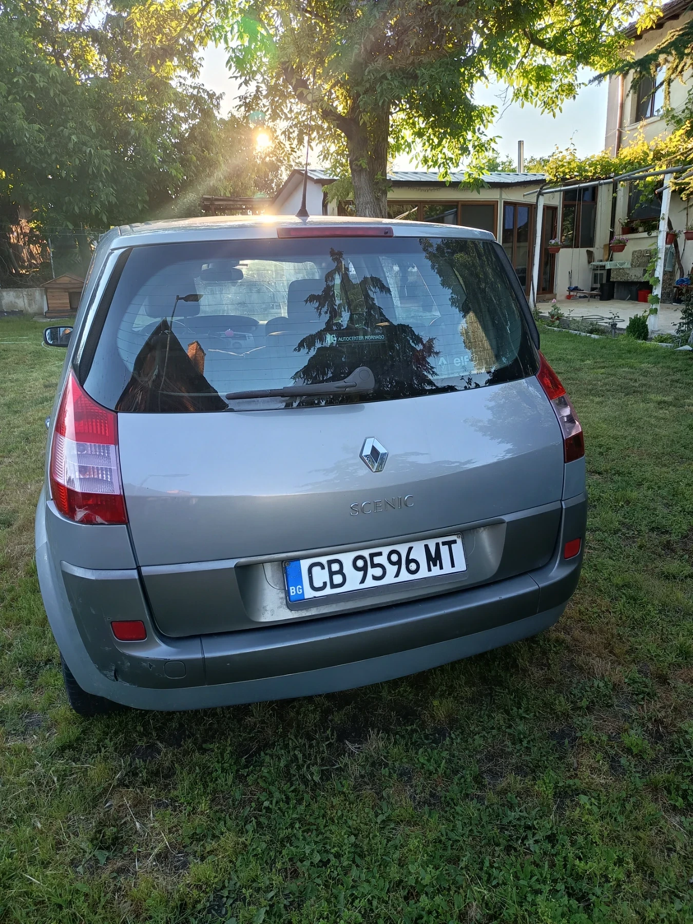 Renault Scenic, снимка 6 - Автомобили и джипове - 55134169