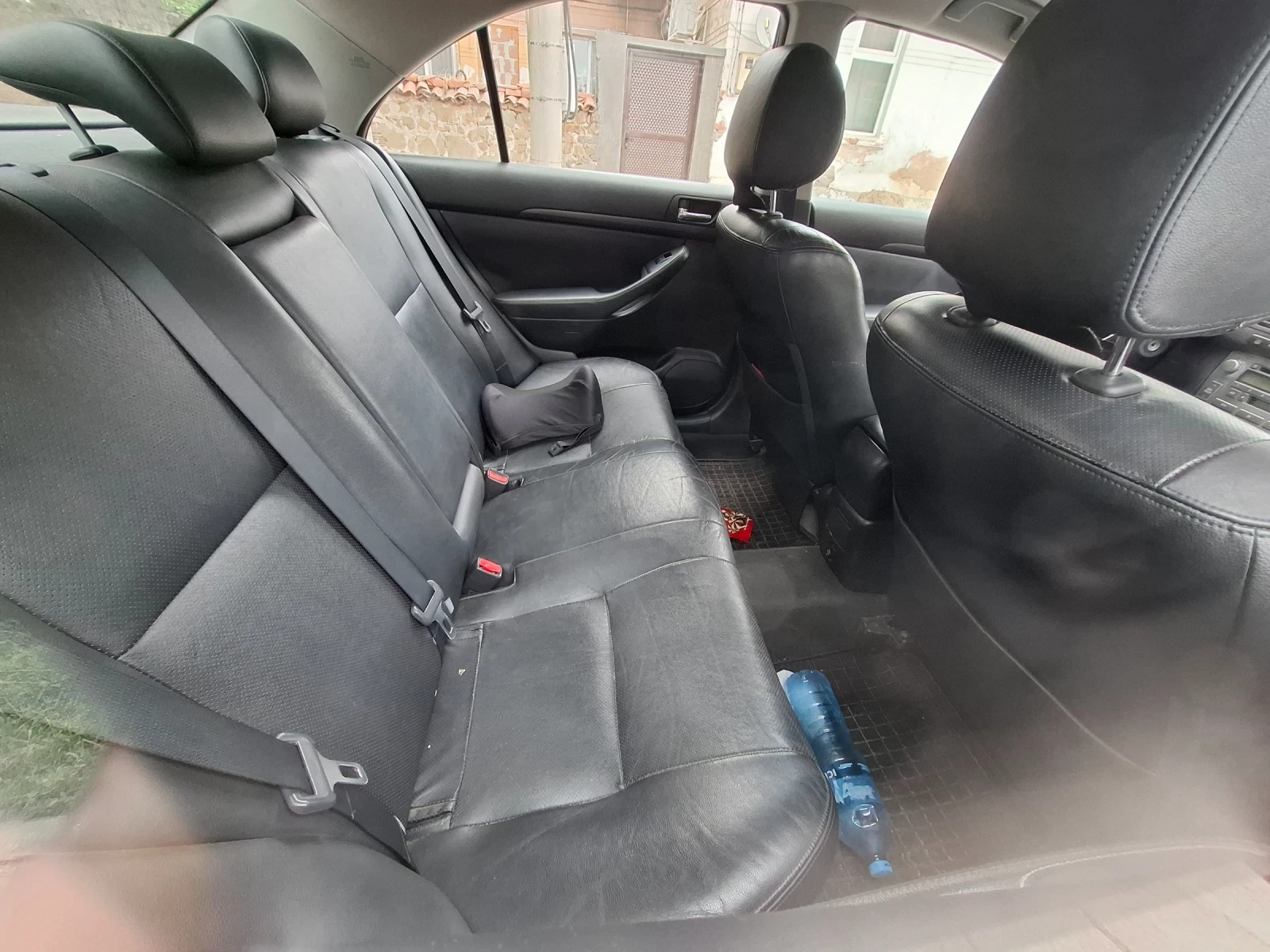 Toyota Avensis, снимка 8 - Автомобили и джипове - 55564025