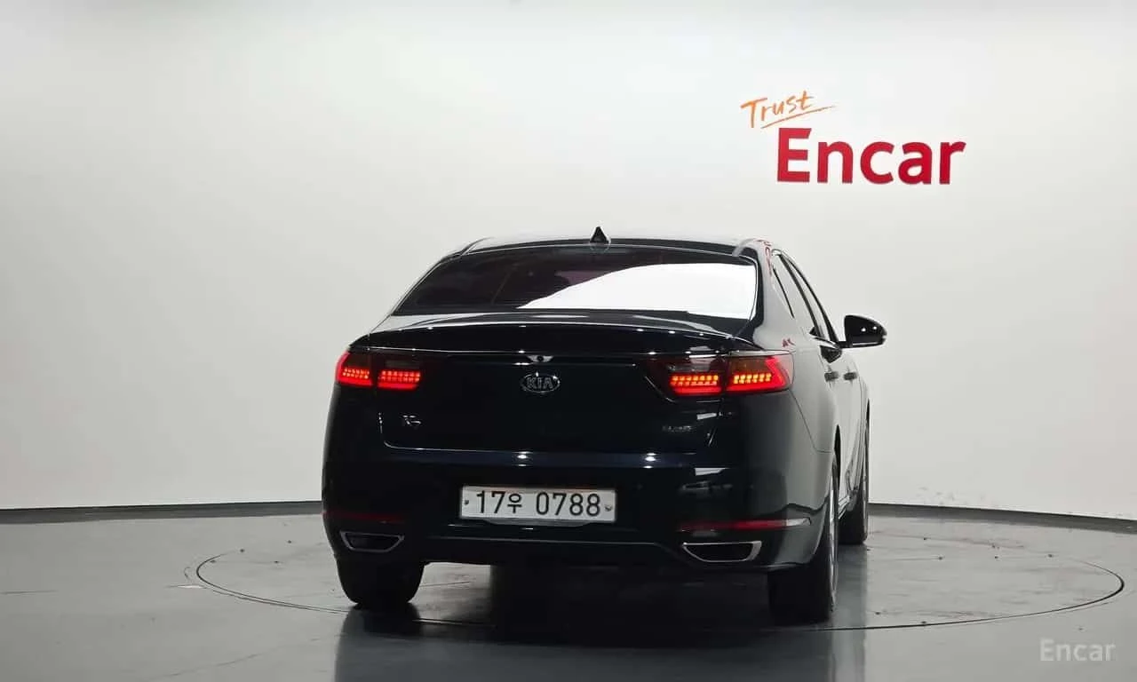 Kia K7 * 2.2 Diesel Prestige * ЦЕНА ДО БГ, снимка 4 - Автомобили и джипове - 55625161