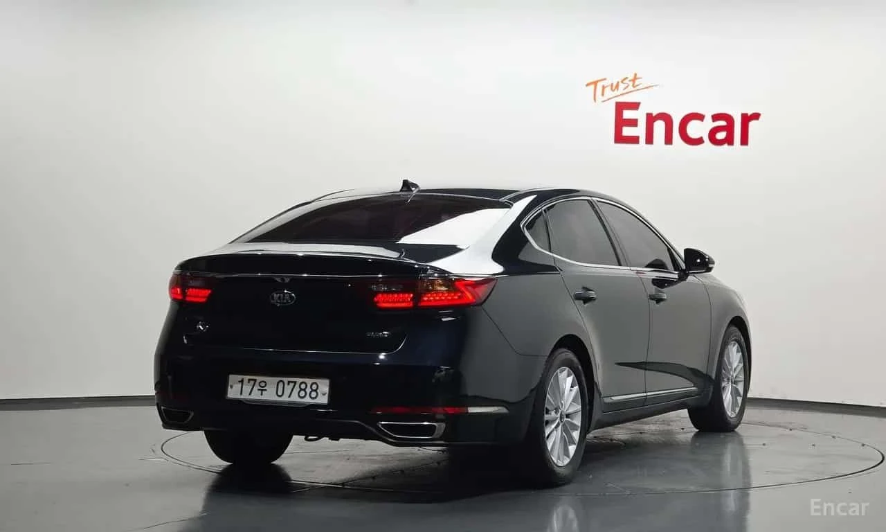 Kia K7 * 2.2 Diesel Prestige * ЦЕНА ДО БГ, снимка 2 - Автомобили и джипове - 55625161