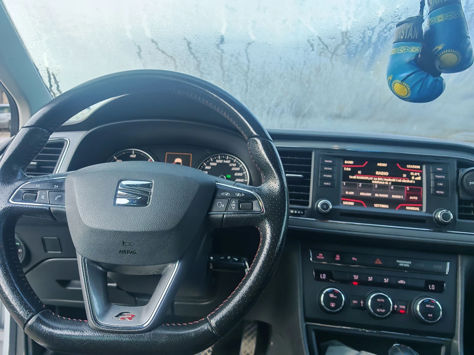 Seat Leon FR, снимка 5 - Автомобили и джипове - 55732284