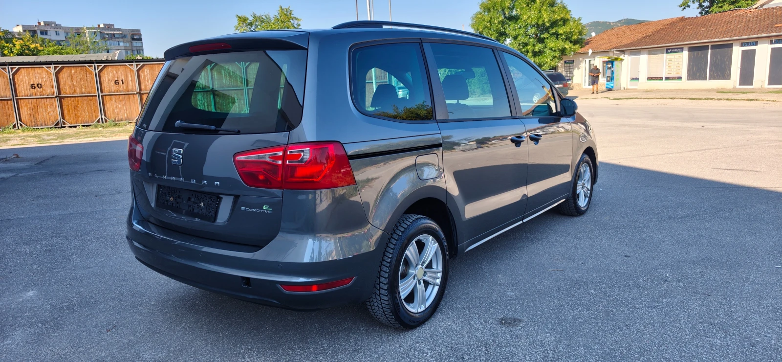 Seat Alhambra 2.0 TDI 140к.с, снимка 8 - Автомобили и джипове - 55947285