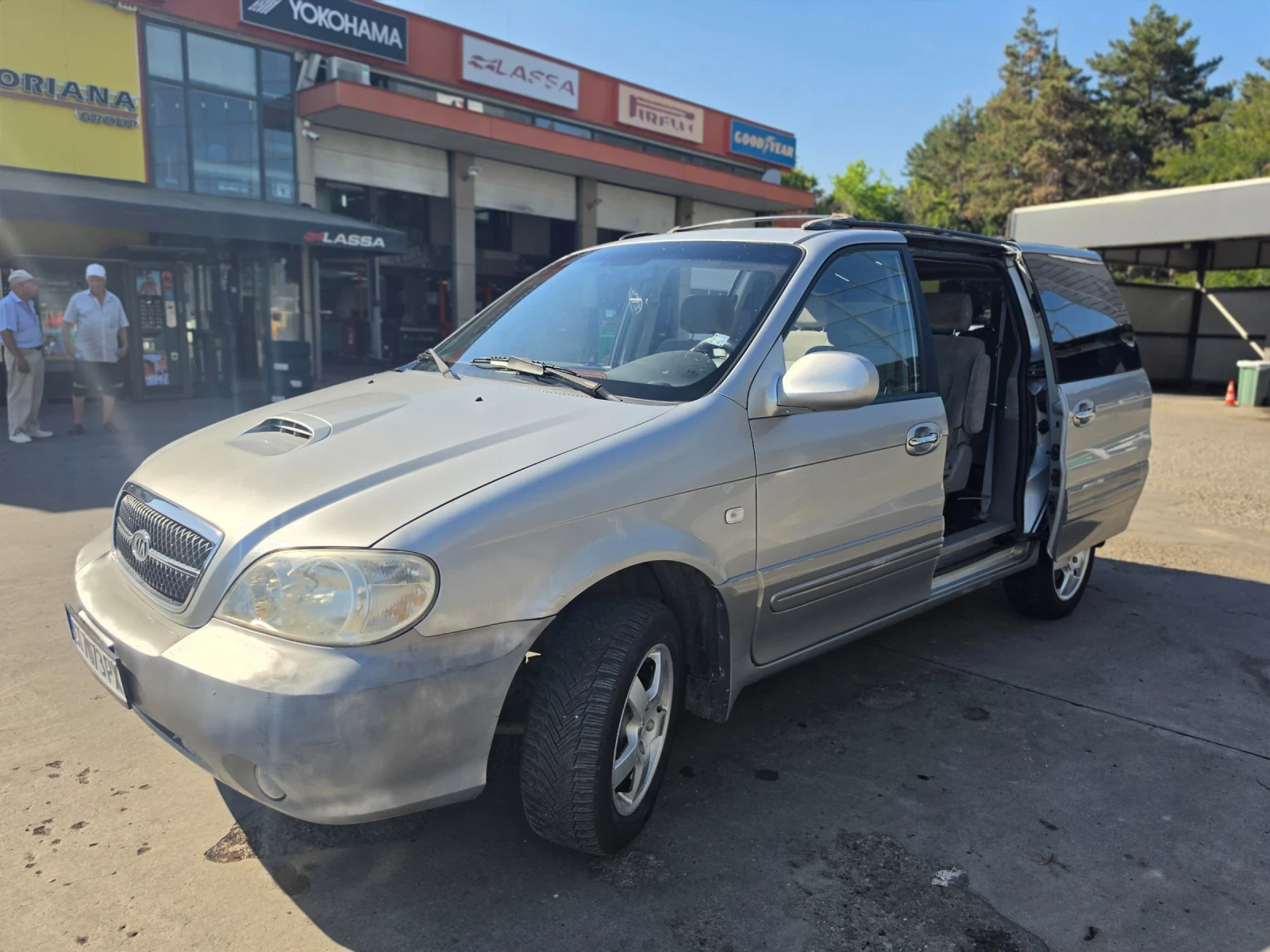 Kia Carnival 2.9CDTI 6 Местна-Климатроник 