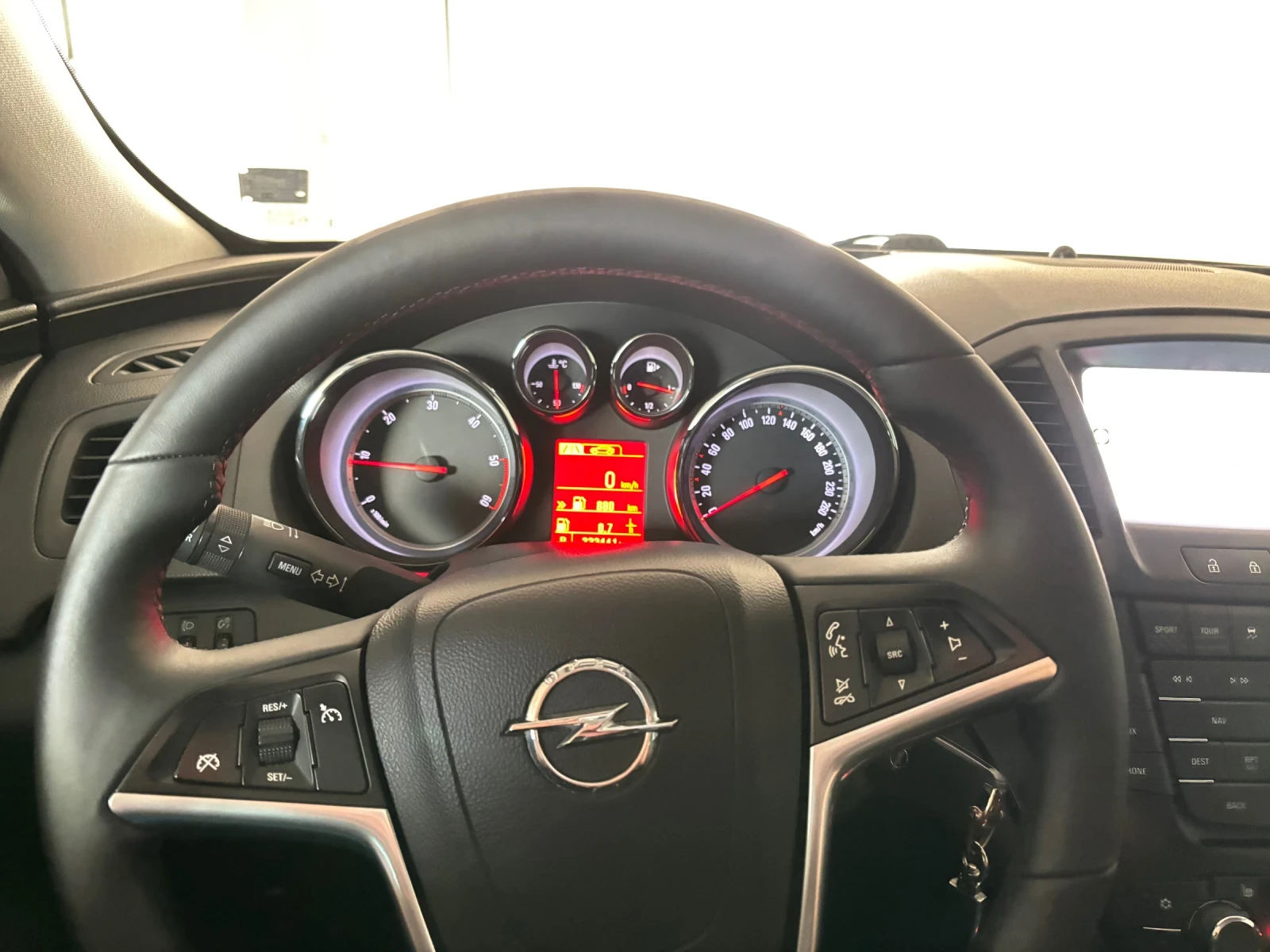 Opel Insignia, снимка 15 - Автомобили и джипове - 56714052