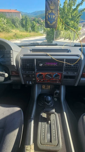 Land Rover Discovery - 6000 € / 11734.98 лв. - 72217489 12
