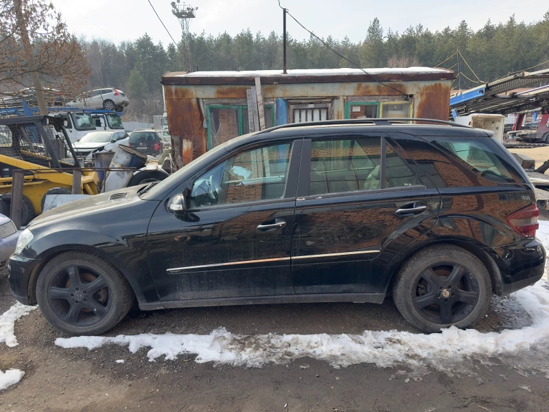 Mercedes-Benz ML 320, снимка 9 - Автомобили и джипове - 49246993