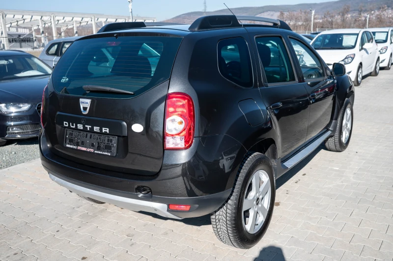 Dacia Duster 1.6* 105кс* бензин, снимка 7 - Автомобили и джипове - 49373532