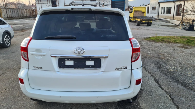 Toyota Rav4, снимка 6 - Автомобили и джипове - 52513012