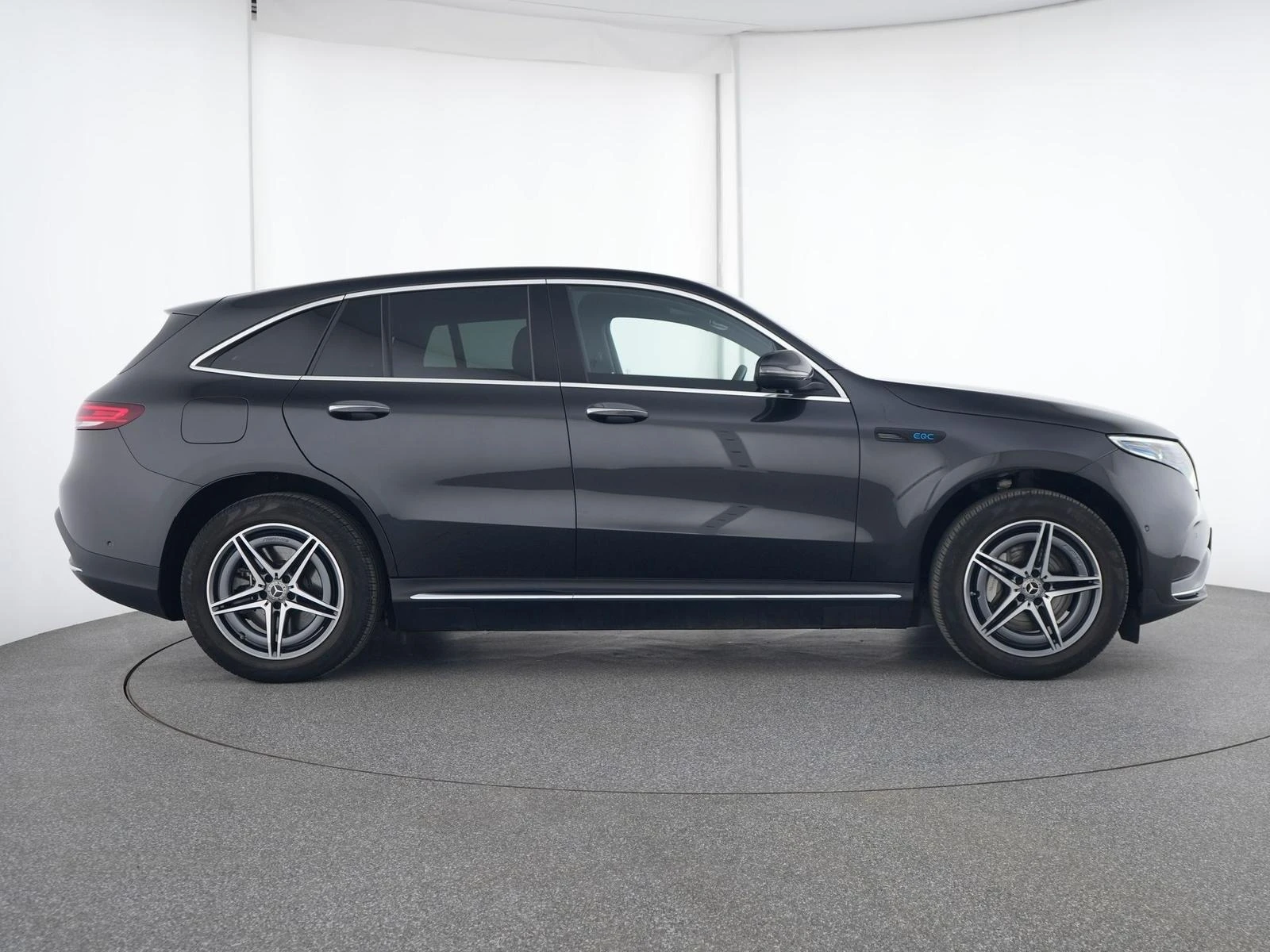 Mercedes-Benz EQC 400 AMG LINE NAVI HEAD UP  - изображение 4