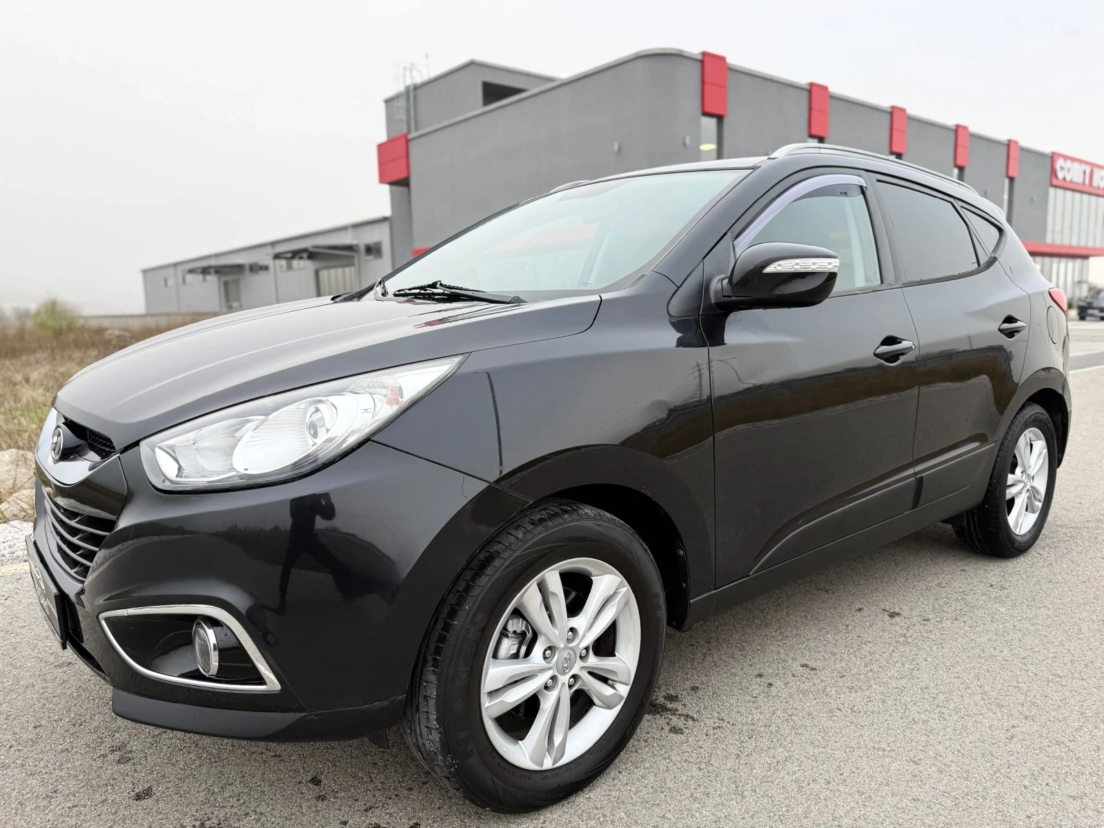 Hyundai IX35 2.0 CRDi / 4WD / NAVI / CAMERA / PARKTRONIC  | Mobile.bg   1