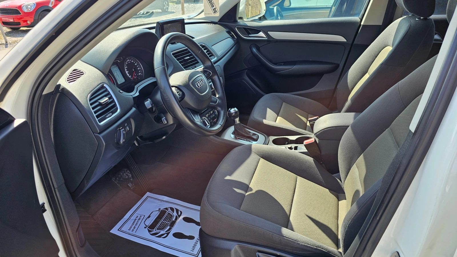 Audi Q3 2.0TDI S-LINE Avtomatik , снимка 8 - Автомобили и джипове - 53836701