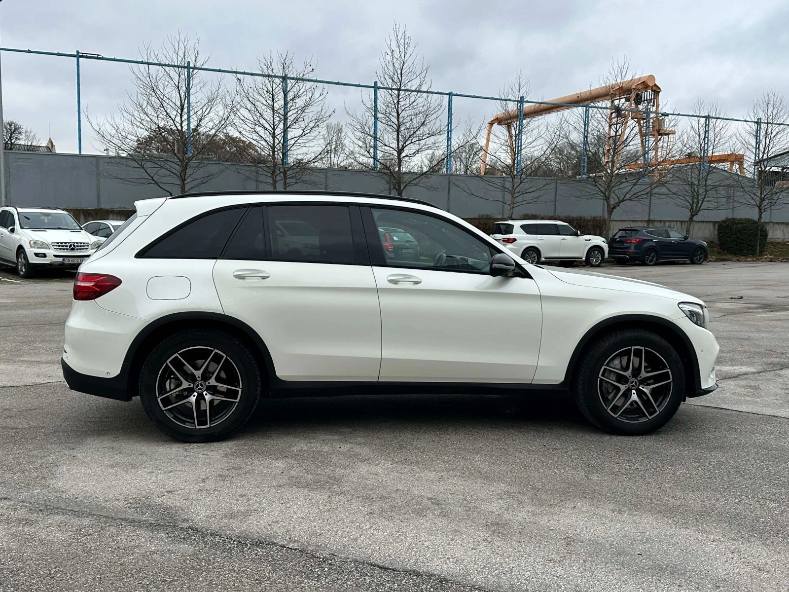 Mercedes-Benz GLC 350 4Matic, снимка 5 - Автомобили и джипове - 53894504