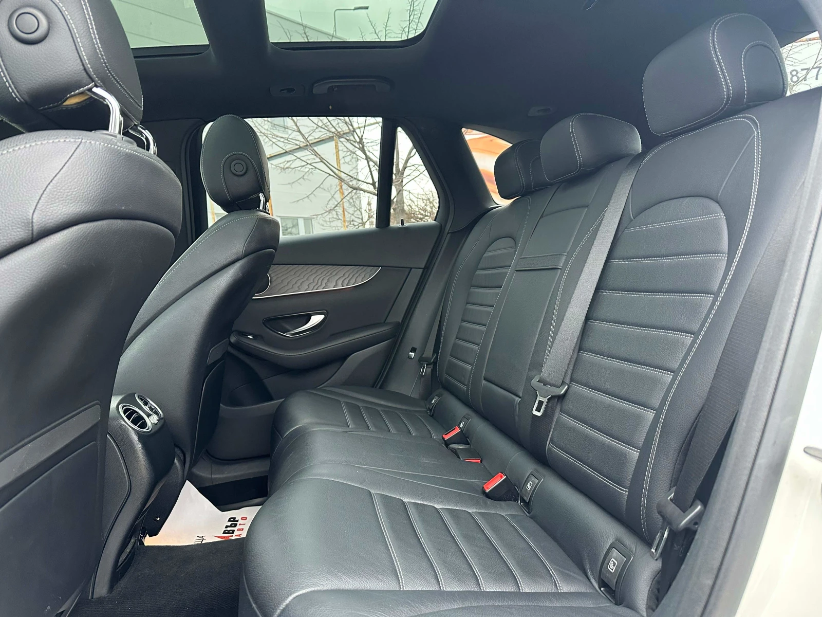 Mercedes-Benz GLC 350 4Matic, снимка 9 - Автомобили и джипове - 53894504