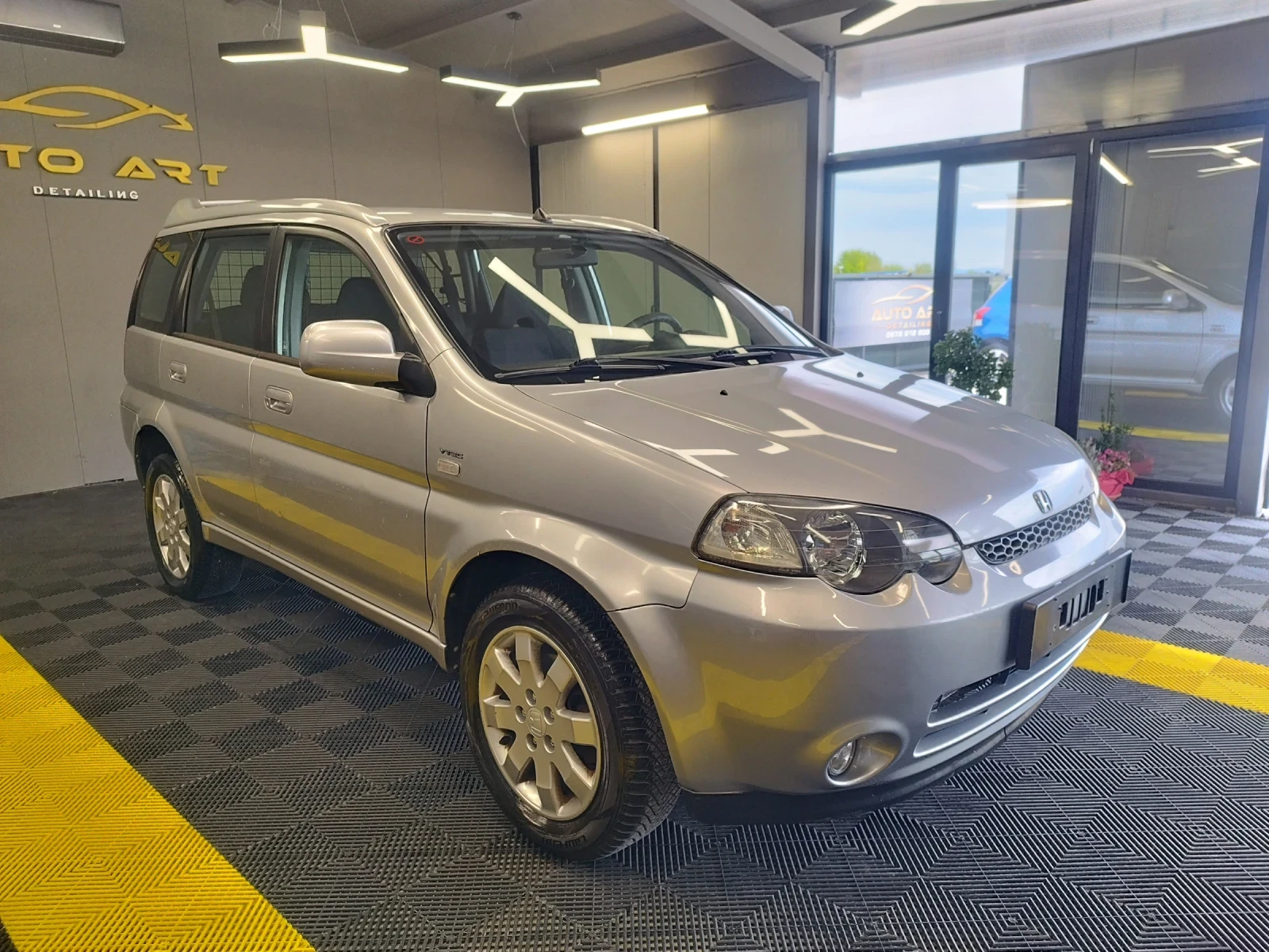 Honda Hr-v 1.6, снимка 3 - Автомобили и джипове - 54149625