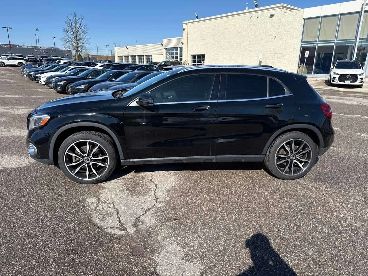 Mercedes-Benz GLA 250 | ПОДГРЕВ | ПАНОРАМА | CARFAX | , снимка 2 - Автомобили и джипове - 54479781