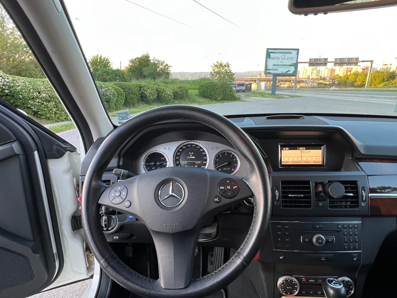 Mercedes-Benz GLK 350 4matic, снимка 14 - Автомобили и джипове - 54555801
