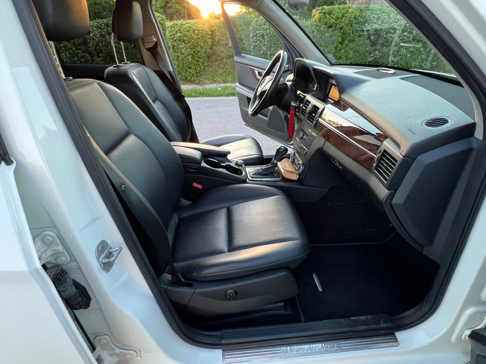 Mercedes-Benz GLK 350 4matic, снимка 13 - Автомобили и джипове - 54555801