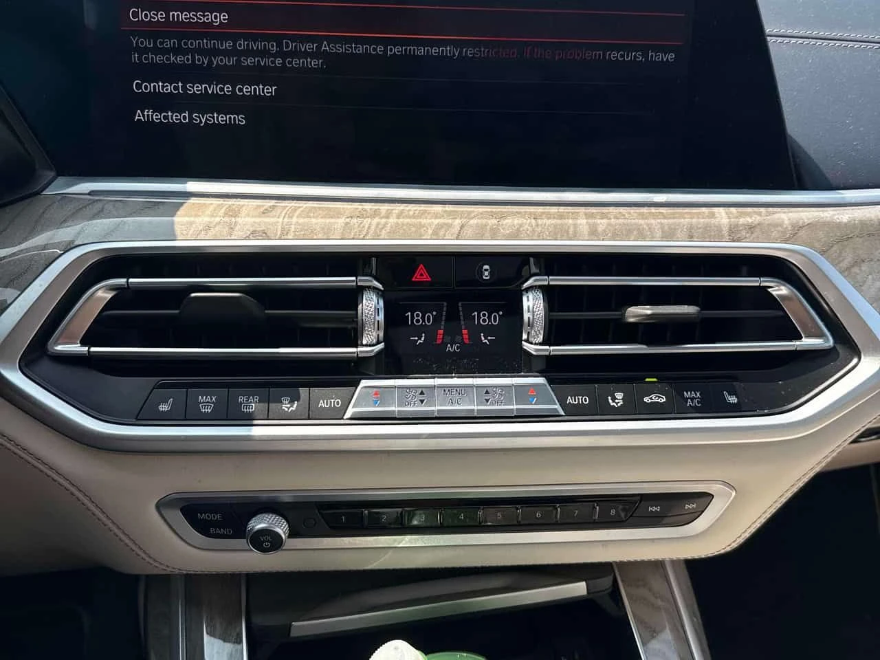BMW X7 * xDrive40i * CARFAX * B&W * ДИСТРОНИК * , снимка 14 - Автомобили и джипове - 55328186