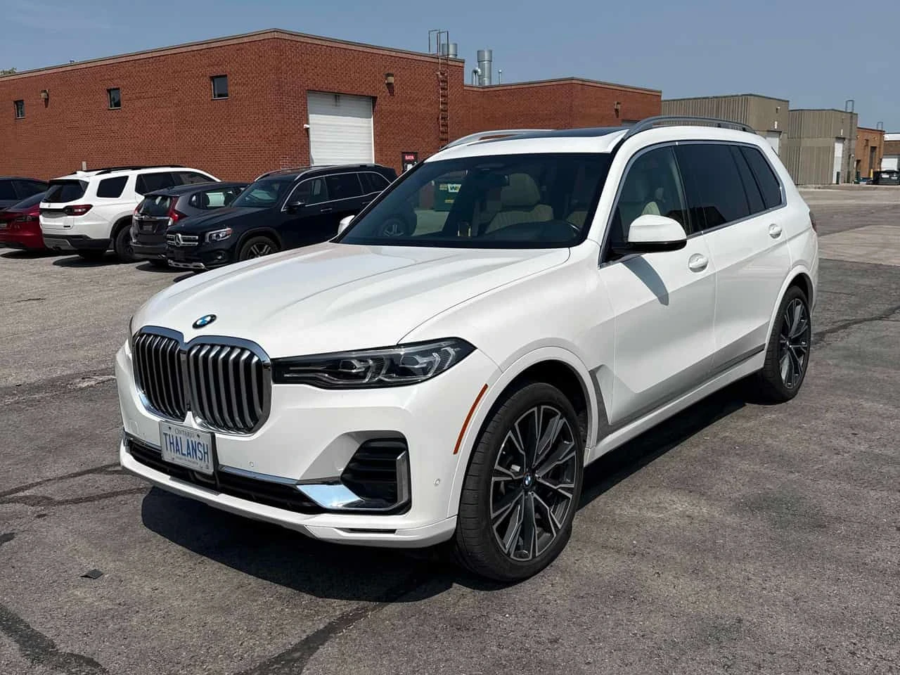 BMW X7 * xDrive40i * CARFAX * B&W * ДИСТРОНИК * 