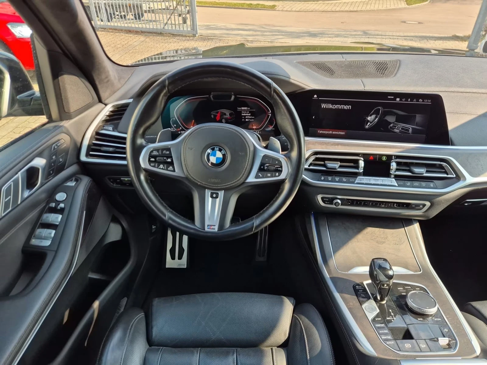 BMW X7 40d/xDRIVE/340HP/LASER/MSPORT/PANO/360/ACC/630z, снимка 7 - Автомобили и джипове - 55395242