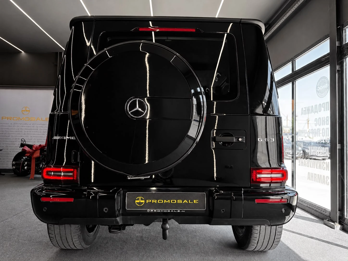 Mercedes-Benz G 63 AMG V8* Full* 360* Обдух* ЛИЗИНГ , снимка 5 - Автомобили и джипове - 55492034