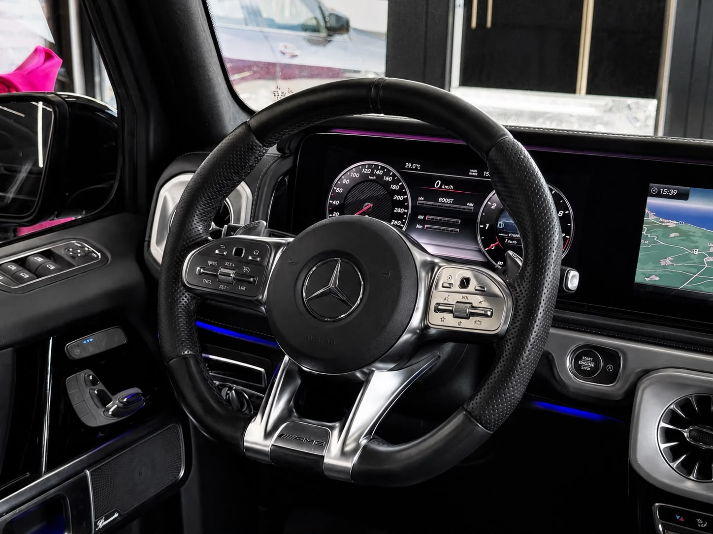 Mercedes-Benz G 63 AMG V8* Full* 360* Обдух* ЛИЗИНГ , снимка 10 - Автомобили и джипове - 55492034