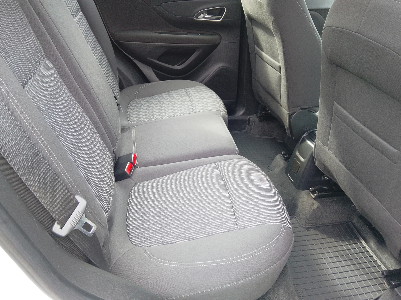 Opel Mokka 1.7CDTI-130HP-EURO5-AUTOMATIC-, снимка 10 - Автомобили и джипове - 56713565