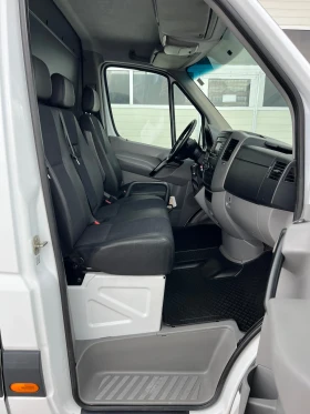 Mercedes-Benz Sprinter 316 160к.с / * 250.000км! Климатроник / Като нов, снимка 12