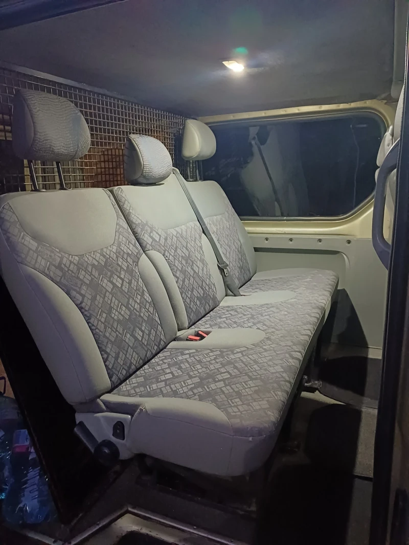 Renault Trafic 1.9, снимка 11 - Бусове и автобуси - 52816994