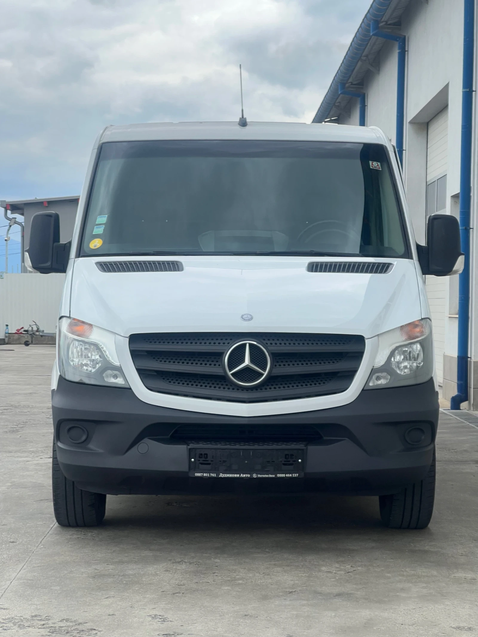 Mercedes-Benz Sprinter 316 160к.с / * 250.000км! Климатроник / Като нов, снимка 2 - Бусове и автобуси - 54379421