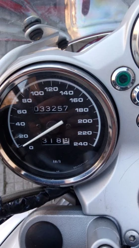     BMW R