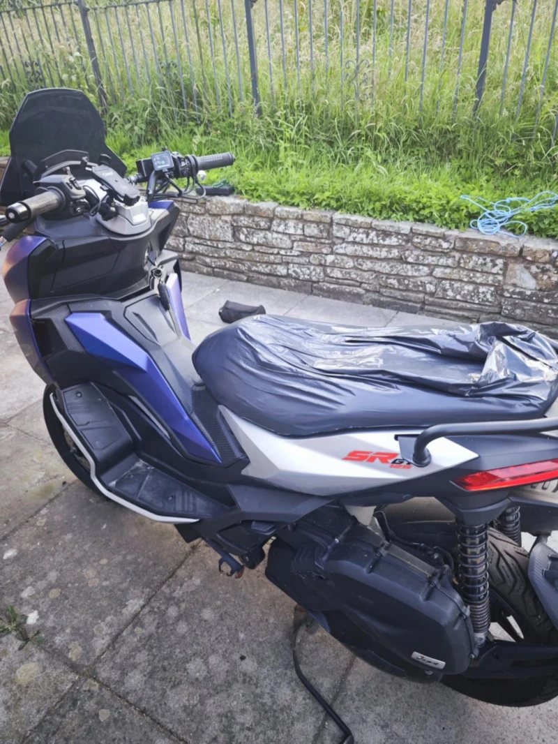 Aprilia Sr GT 125, снимка 2 - Мотоциклети и мототехника - 51916518