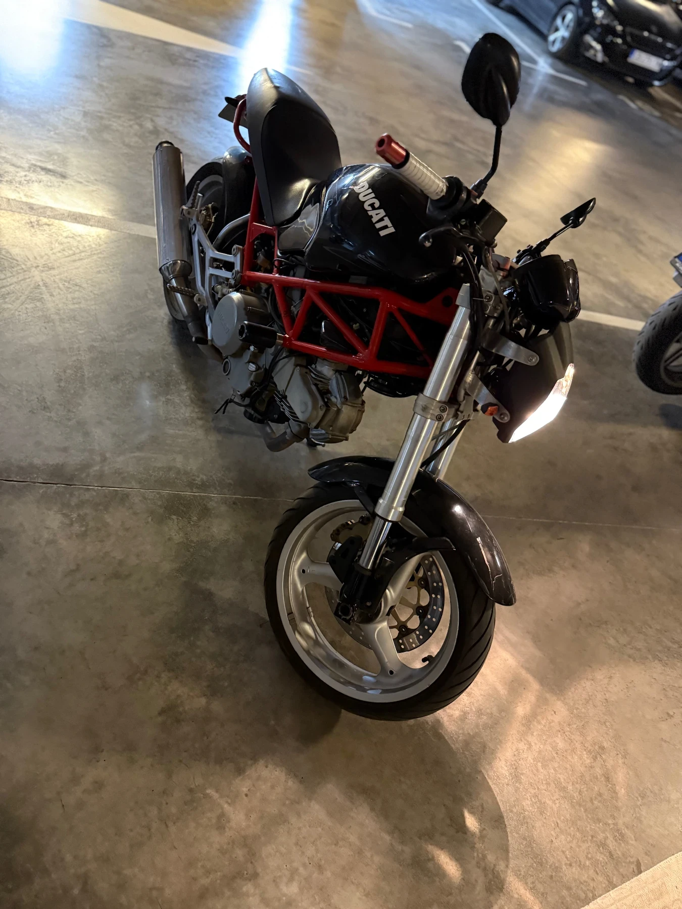 Ducati Monster 600 - изображение 3